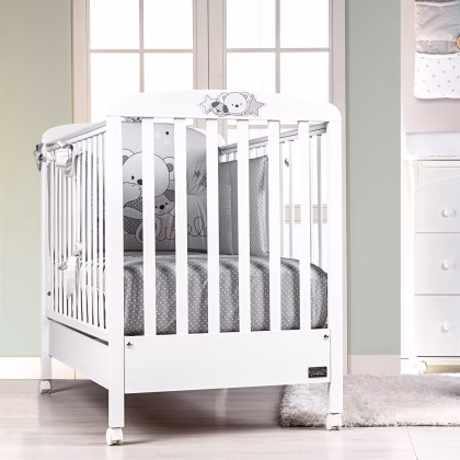 Letto laccato con cassetto Valdo